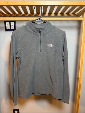 The North Face Women’s Gray Half-Zip Pullover Fleece